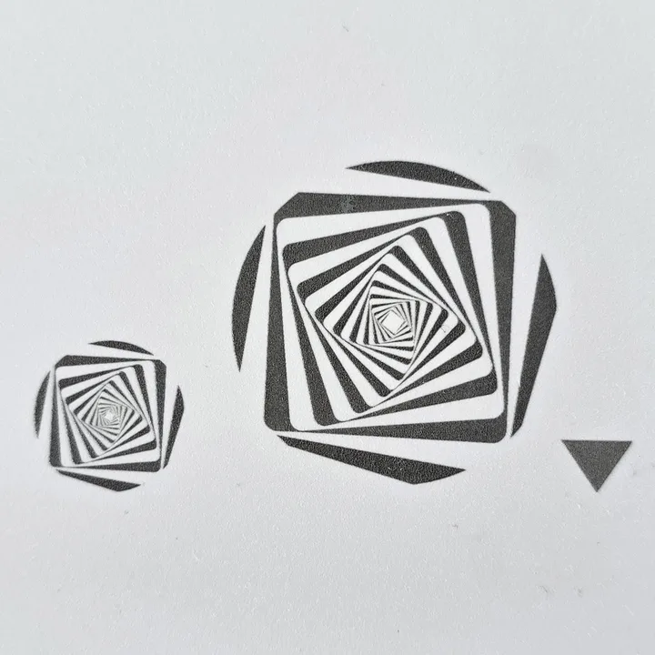 Lasermarkierte Spiralmuster als Test der Designkomplexität
